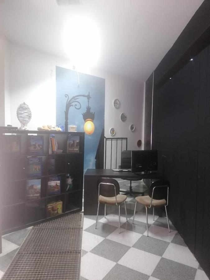 Hostal Casa Rosa Madrid Luaran gambar