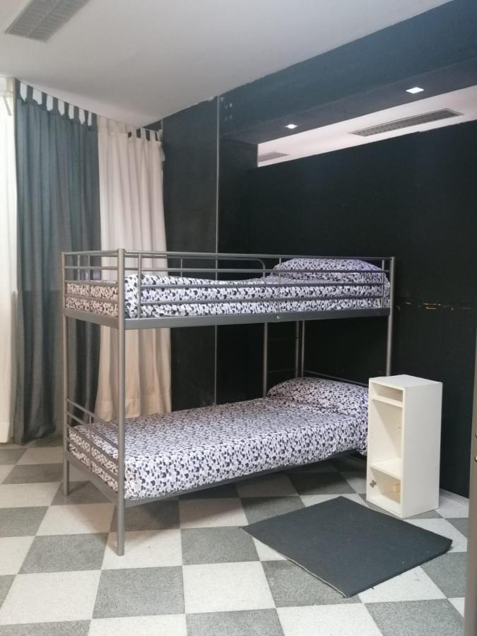 Hostal Casa Rosa Madrid Luaran gambar